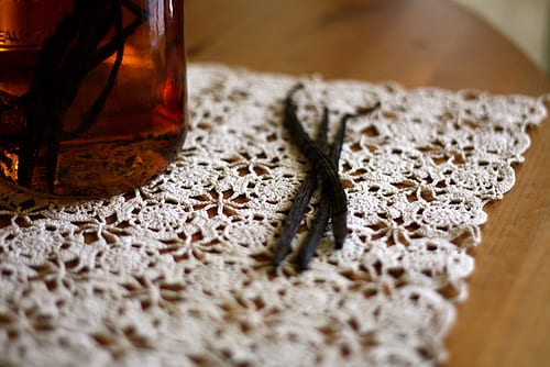 vanilla-bean-vanilla-extract-recipe vanilla-bean-vanilla-extract-recipe