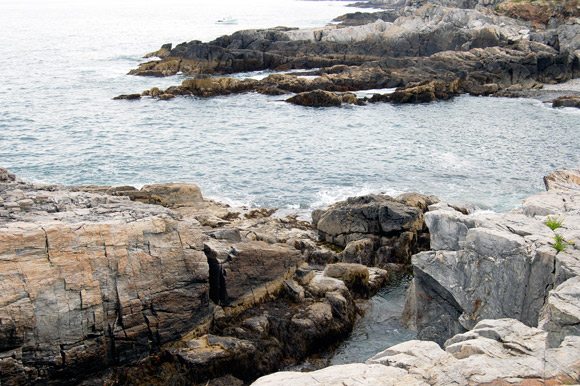 rocky-maine-coastline rocky-maine-coastline