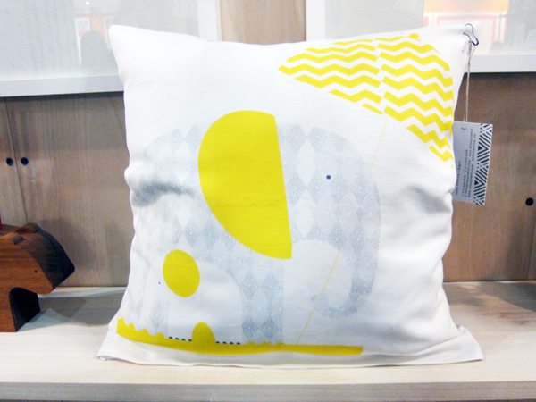 ink-wit-pillow