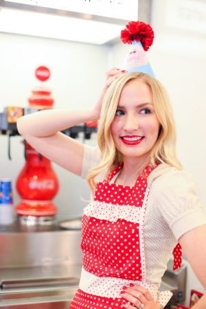 red-white-birthday-party-colors