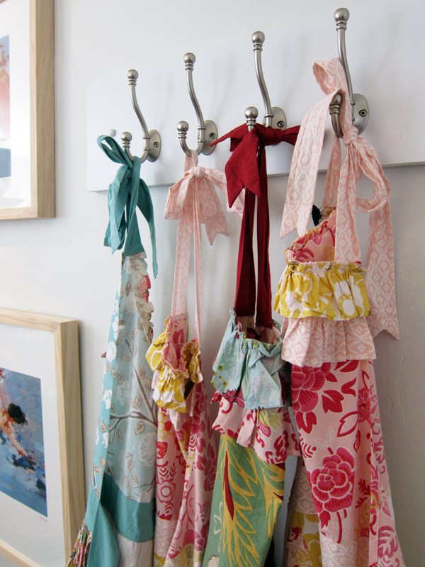 flower-aprons