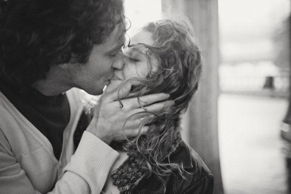 kiss