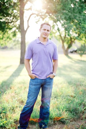 winey-engagement-photos-3