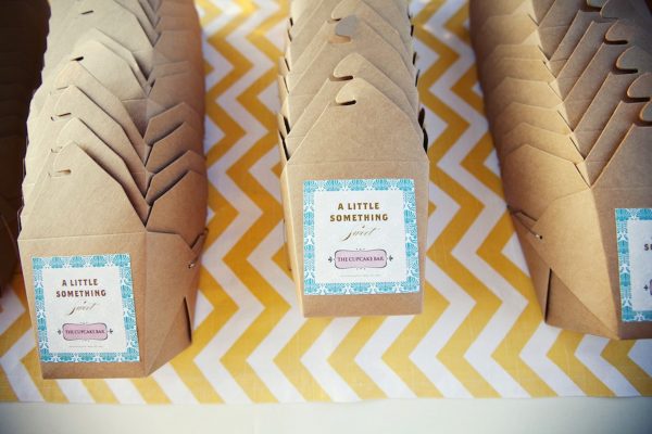 Chic summer rehearsal dinner on The Sweetest Occasion Chic summer rehearsal dinner on The Sweetest Occasion