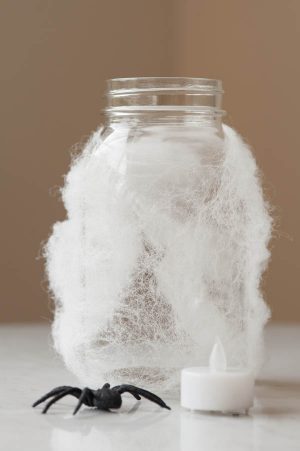 Halloween mason jar spider lanterns | The Sweetest Occasion Halloween mason jar spider lanterns | The Sweetest Occasion