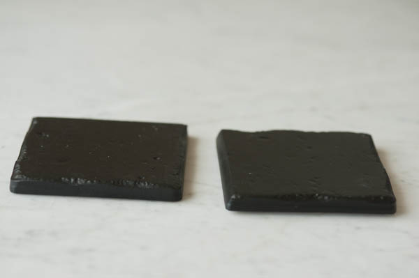 DIY chalkboard coasters by The Sweetest Occasion DIY chalkboard coasters by The Sweetest Occasion