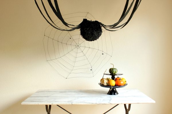 DIY fringe spider lanterns | by Hank + Hunt from The Sweetest Occasion DIY fringe spider lanterns | by Hank + Hunt from The Sweetest Occasion