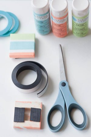 DIY canvas magnets from The Sweetest Occasion