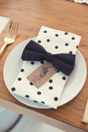 Polka dot place setting