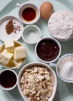 Linzer Cookies | The Sweetest Occasion